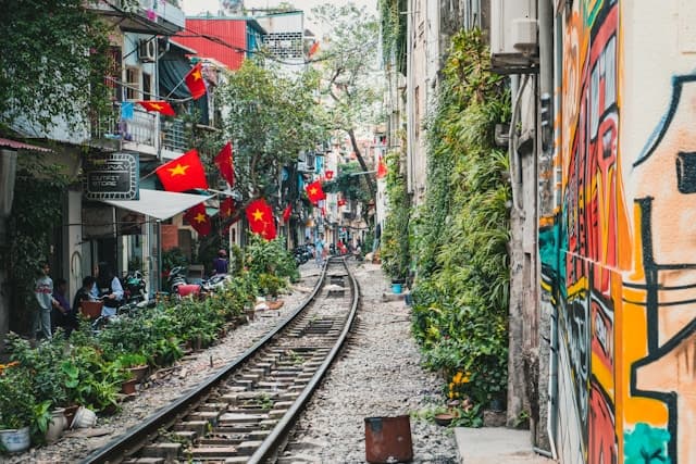 Vietnam Transit Visa Guide: Who Needs It & How to Apply